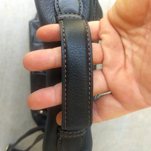 The Sak black leather shoulder/crossbody - Picture 2 of 9